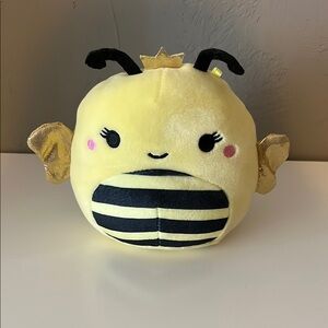 Sunny the Bee Squishmallow